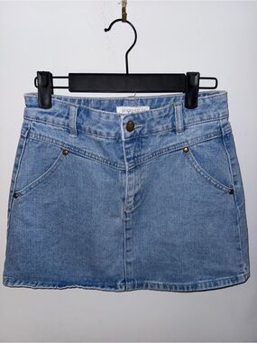 Forever 21 Light Blue Denim Mini Skirt with Rivet Details Y2K size small